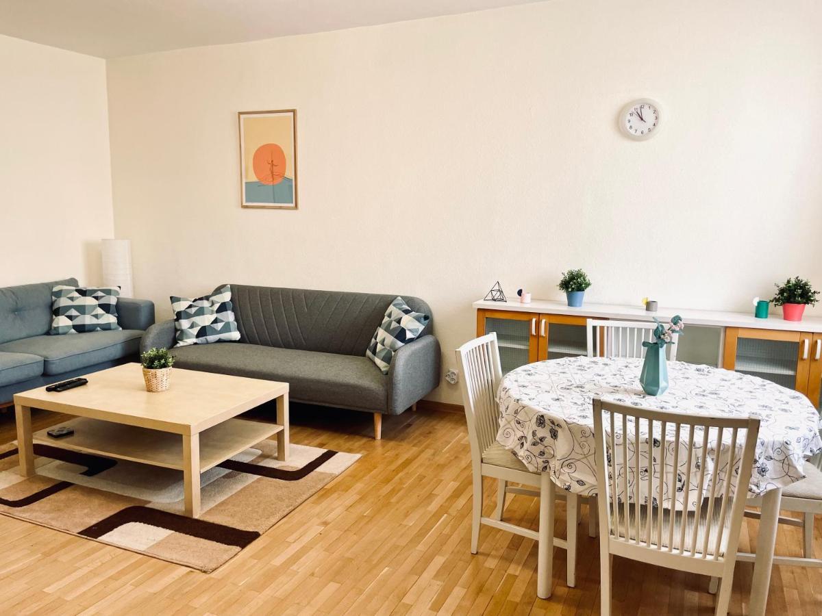 Daire 2-bdr Flat Near The Mall, Spacious & Cozy By Flat Mаnager