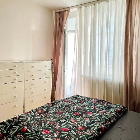 2-Bdr Flat Near The Mall, Spacious & Cozy By Flat Mаnager Sofia Exterior photo